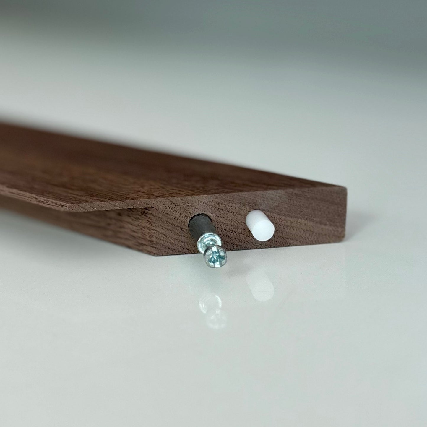 Classic Wide Hardwood Bezel for The Frame TV