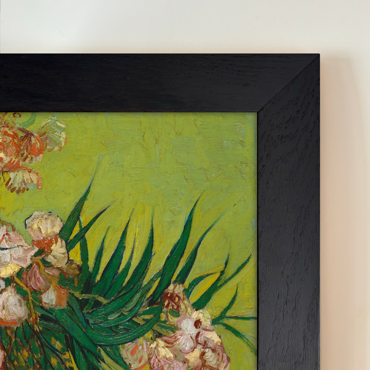 Classic Wide Hardwood Bezel for The Frame TV