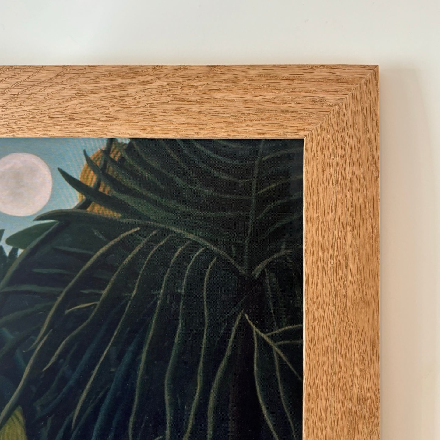 Classic Wide Hardwood Bezel for 'The Frame' TV