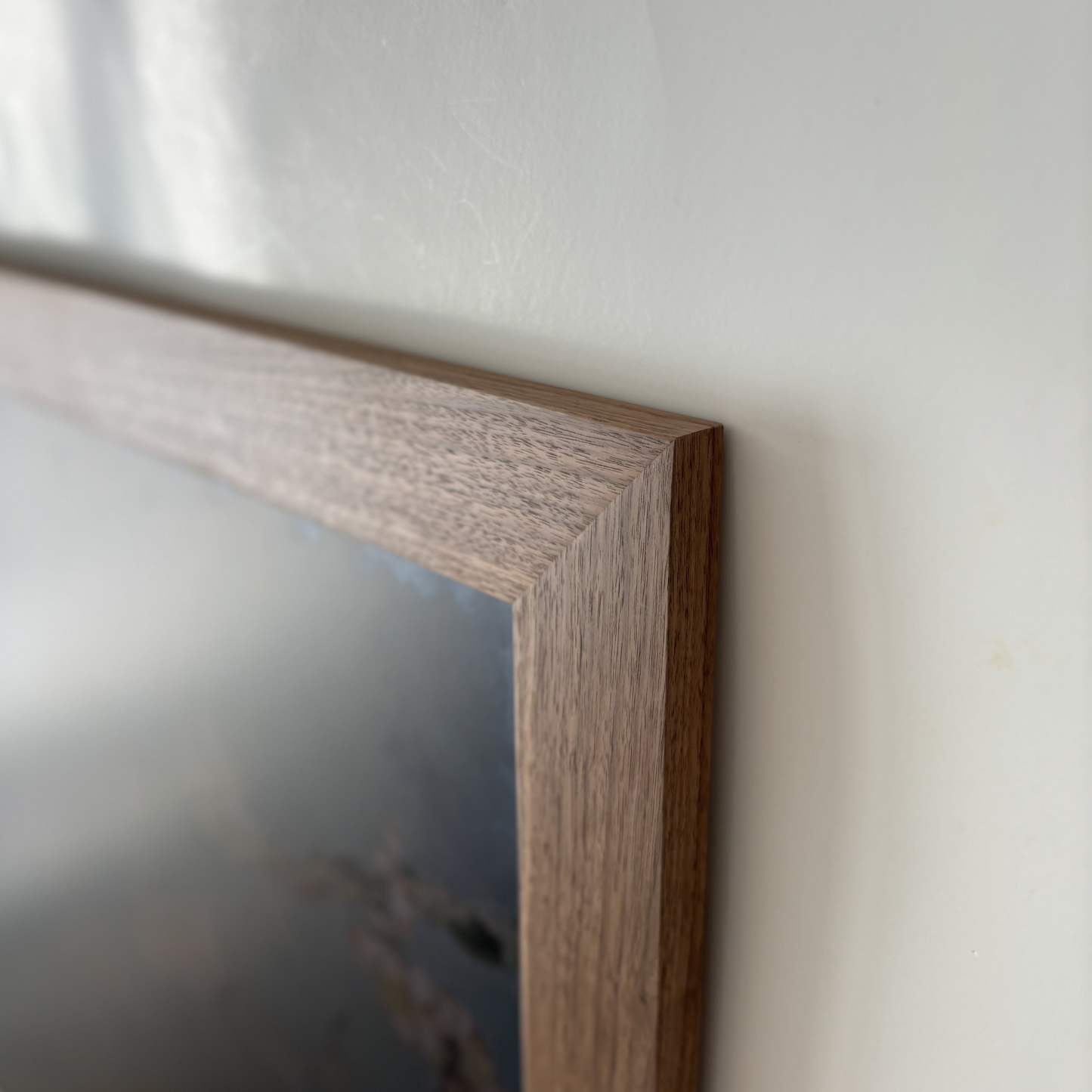 Classic Wide Hardwood Bezel for 'The Frame' TV